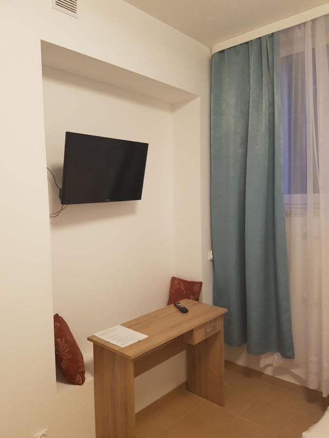 Hostel Mleczna - Metro Zacisze وارسو المظهر الخارجي الصورة