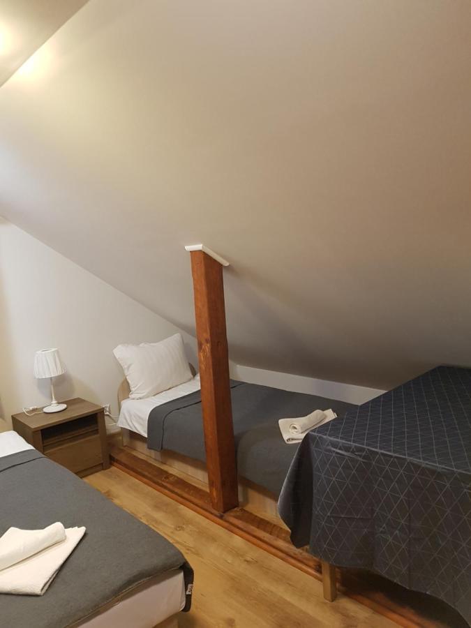 Hostel Mleczna - Metro Zacisze وارسو المظهر الخارجي الصورة