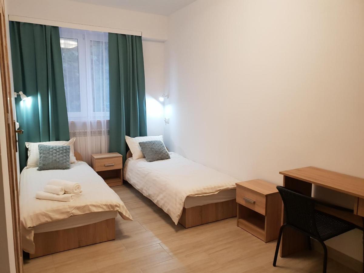 Hostel Mleczna - Metro Zacisze وارسو المظهر الخارجي الصورة