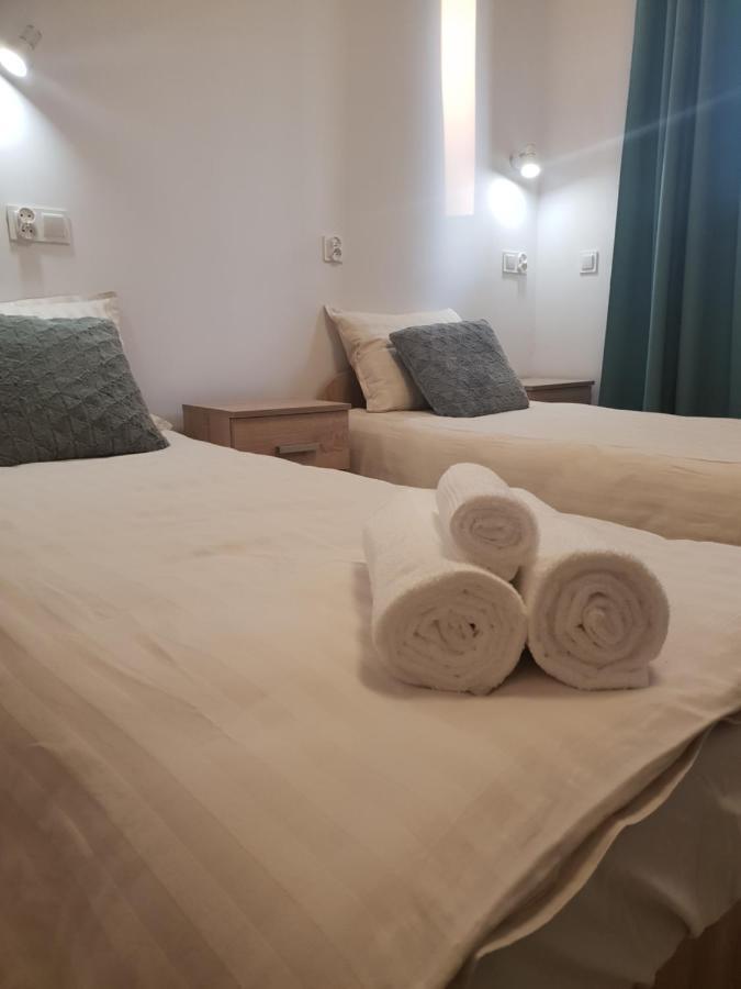 Hostel Mleczna - Metro Zacisze وارسو المظهر الخارجي الصورة